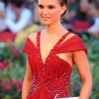 5c8aae022400000a05a37b3b