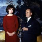 Otra muestra de que el rojo puede ser discreto. En diciembre de 1961.