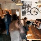 5c8aea97360000a61b6c46f8