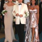 En la gala de la Cruz Roja, con Alberto y Charlene de Mónaco