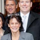 5c8b2cd82400006c05a44667