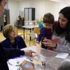 5c8b7c0f3b000002076db348