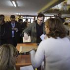 5c8b7c12230000dd0424da2b