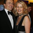 5c8b7d7b2400004205a4da21