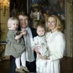 5c8b7d7c2300005300e85461