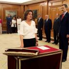 5c8a3ec42400005405a2d426