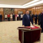 5c8a3ec5260000f903fe18b9