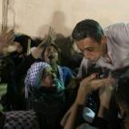 5c8b7d82360000c81a6d37a7