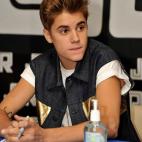 5c8aeacd20000045046ff523