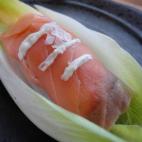 La autora de la receta recomienda servirla con vino blanco bien frío. Prepárala siguiendo estos pasos.