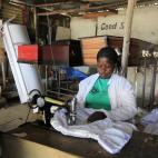 5c8a5ef4240000f404a2ffcf