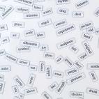 ¿Crees que no tienes madera de poeta? Deja el trabajo duro a otros: hazte con los libros, las revistas, los periódicos y las cartas viejas que tengas por casa. Coge unas tijeras y recorta las palabras que te llamen la atención o que signifiqu...