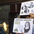 5c8b5b5a240000f7054d44bd