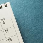 Los calendarios suelen estar llenos de tareas, obligaciones y responsabilidades y hacen que concibamos los días que están por llegar con estrés. Prueba a hacerte un calendario de adviento, un anticalendario. Y que, en vez de darte una chocola...