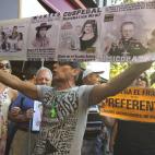 5c8b5b5b2400006c05a4817f