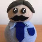 SE NECESITAN: arroz, fieltro, porcelana fr&iacute;a negra (se puede sustituir por una cartulina negra o plastilina), calcetines de dos colores distintos, silicona y tijeras.Mira C&Oacute;MO HACERLO