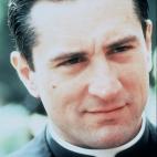 5c8a425f360000a61b6b3ce3