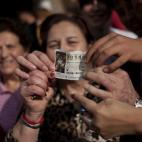 5c8b2cc02400000a05a4462f