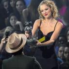 5c8aeb2e360000e01c6c47b6