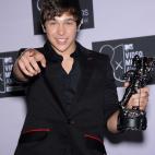 5c8aeb3024000093024cab06