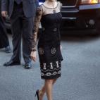 En una cena ofrecida a los cient&iacute;ficos espa&ntilde;oles en la Universidad de Georgetown (Washington). La reina lleva vestido de tul bordado con transparencias de Felipe Varela.