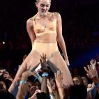 5c8b59e222000031001aafc4