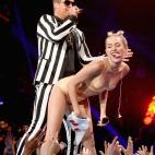 5c8b59eb360000a61b6cdd64