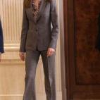 Recibiendo a los ganadores de los campeonatos de natación.