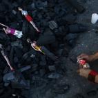 5c8ab2122400006d054c4706