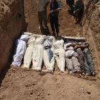 5c8aeb54360000a61b6c47fc