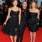 5c8b6447240000f7054d5c8b