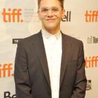 5c8b6449360000c81a6cf75e