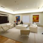 5c8b5b1e240000f404a48110