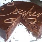 De Austria Se tarda menos de 40 minutos y el nivel de preparación es muy fácil. Lee la receta en Cookpad