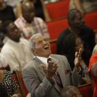 Servicio religioso tras el asesinato a manos de un pistolero de nueve personas en una iglesia de Charleston, Carolina del Sur, el 17 de junio.