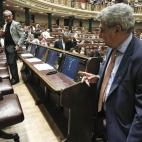 5c8b11b82500000d04c9f8ce