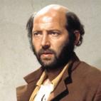 &Aacute;lvaro de Luna, conocido por interpretar el papel de 'El Algarrobo' en Curro Jim&eacute;nez, falleci&oacute; en Madrid a consecuencia de una insuficiencia hep&aacute;tica. El actor muri&oacute; a los 83 a&ntilde;os.