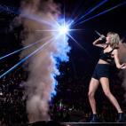 5c8b5c022300005400e7fe76