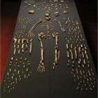 Hasta ahora se asumía que el uso de herramientas de piedra trabajada fue un rasgo que diferenció a los primeros miembros del género Homo de otros parientes nuestros, como los australopitecos. Esta idea cambió en mayo, con la publicación del...