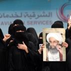 5c8b6319360000ba1a6cf482