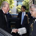 5c8b7252240000f7054d805d