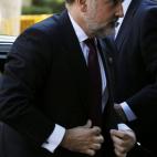 5c8b7254240000f7054d8063