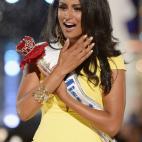 5c8b712b230000d50424bde6