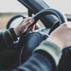 BONUS TRACK: el volante del coche, el freno de mano y la palanca de cambios
