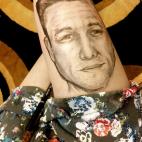 5c8aebcc24000093024cabb7