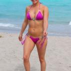 5c8b35382300000401245f25