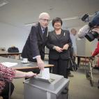 5c8b797d2400006d054d932f