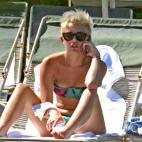 5c8b3546240000f404a459fb