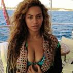 5c8b354a240000f404a45a0b