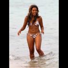 5c8b355f3b000054066d3a6c